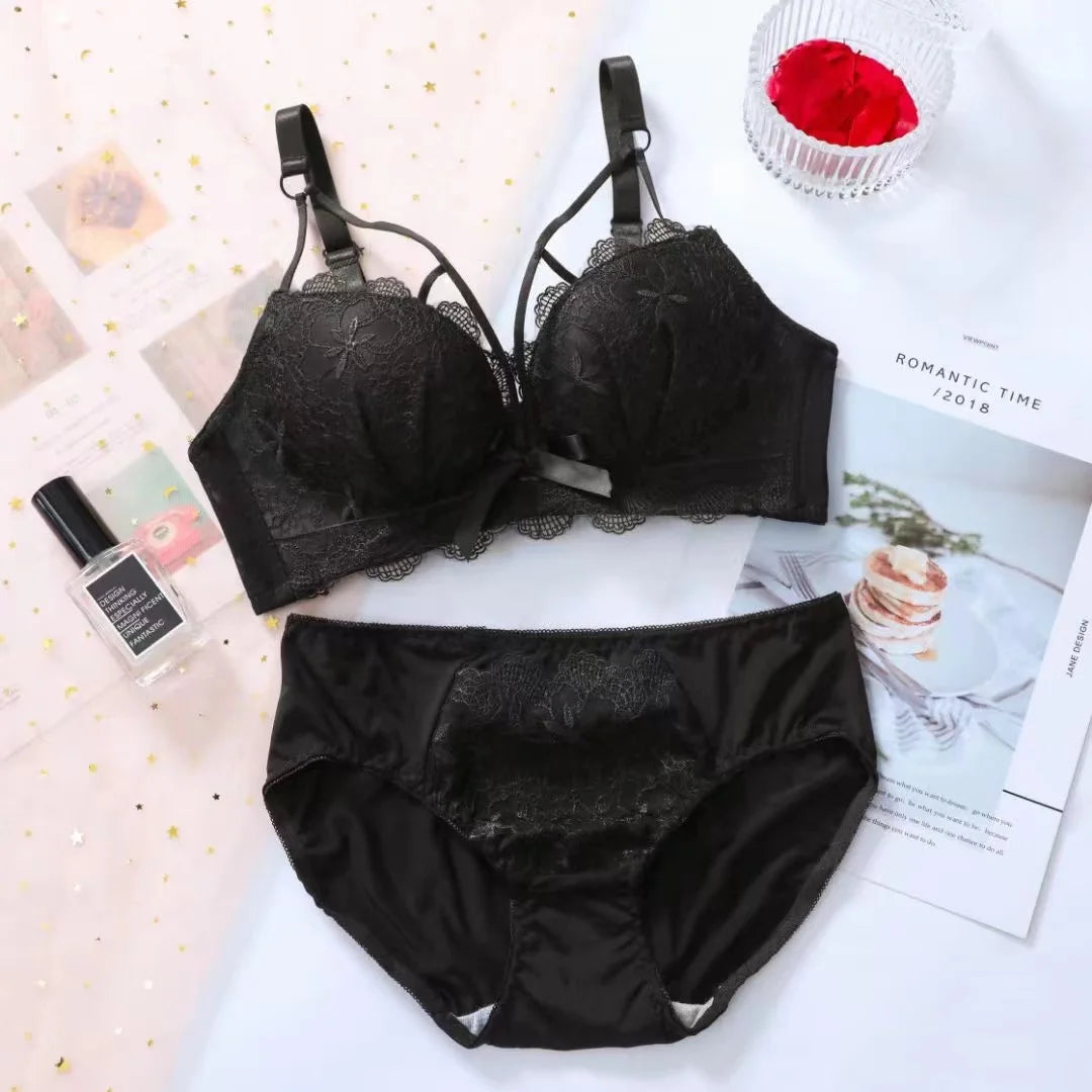 Sexy Lingerie Women's Red Bra Gather Small Breasts To Close The Breasts To Prevent Sagging And Push Up The Adjustable Bra