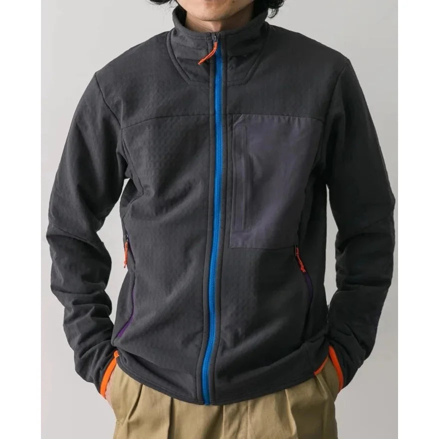 High-quality Outdoor Camping, Hiking, Windproof and Waterproof Jacket for Both Men and Women To Keep Warm.