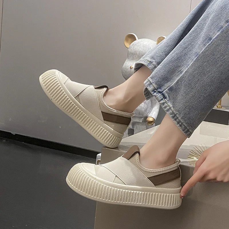Women's Casual Shoes Platform Sneakers Slip on Breathable Flat Shoes Outdoor Vulcanize Shoe Mesh Round Toe Women Shoes Zapatos